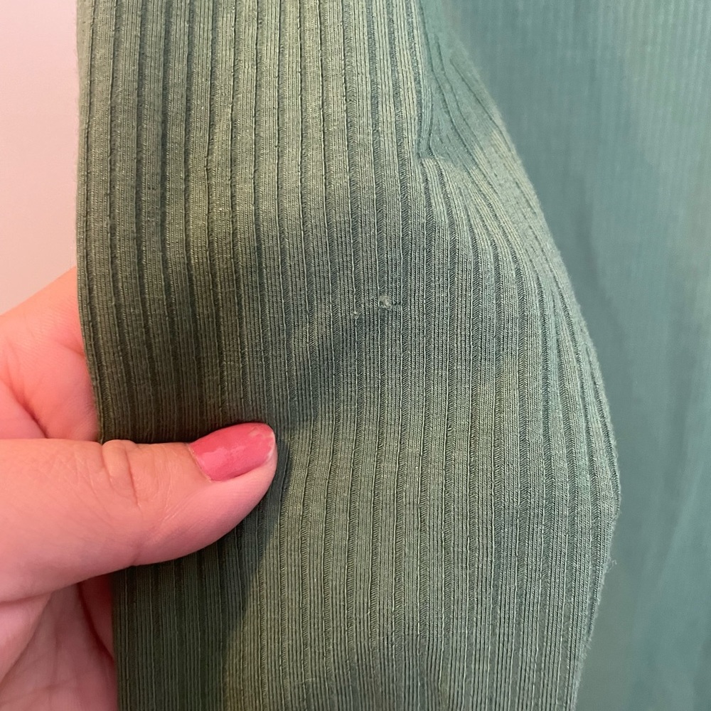 Reformation Amy Dress in Moss size Large - Picture 9 of 9
